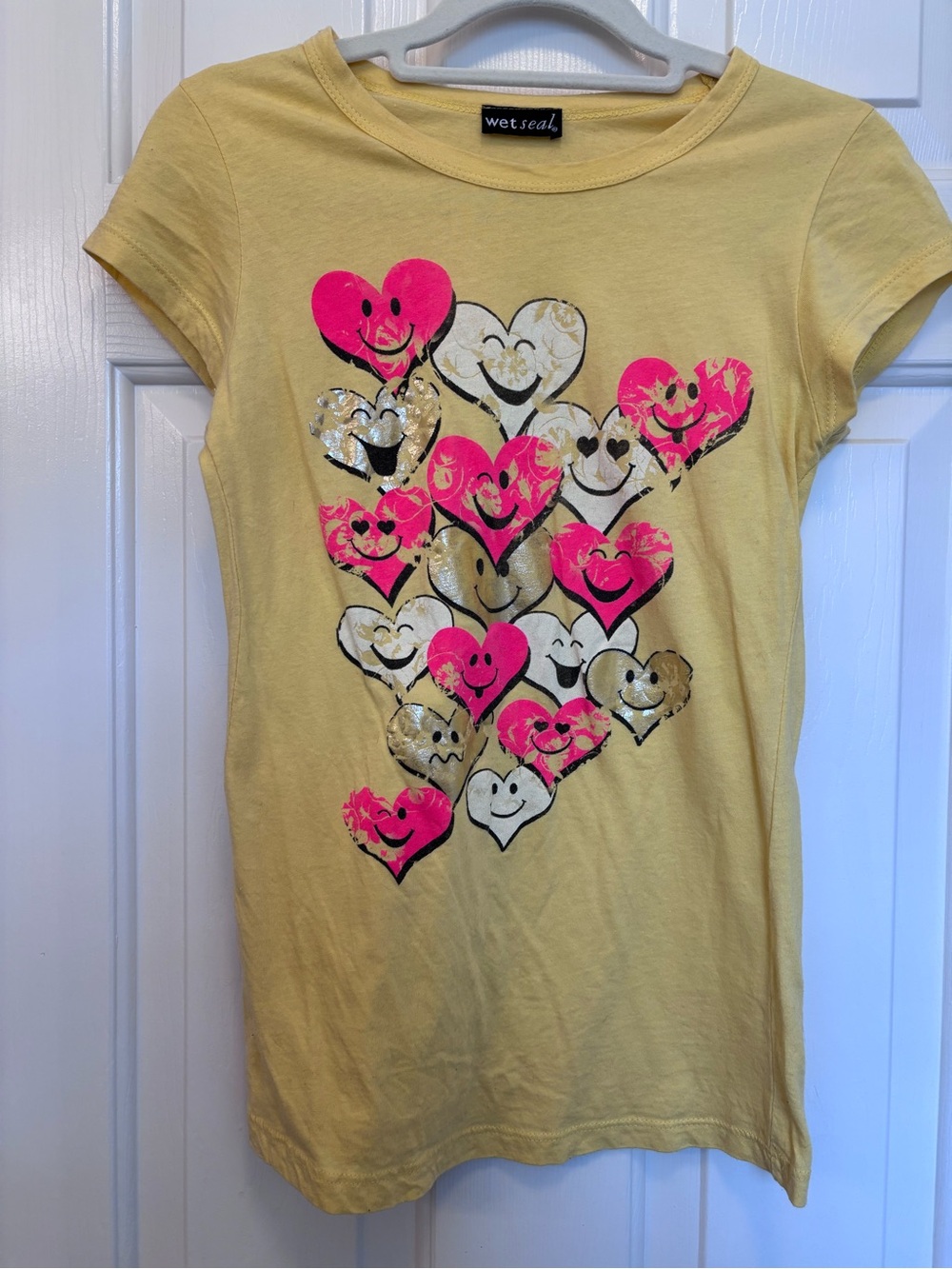 Wet Seal Yellow Tee with Pink & Gold Heart Smiley Print - Picture 7 of 11
